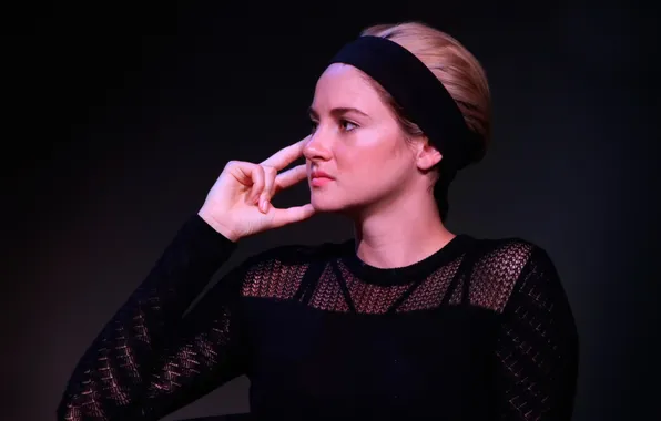 Portrait, Shailene Woodley, press conference