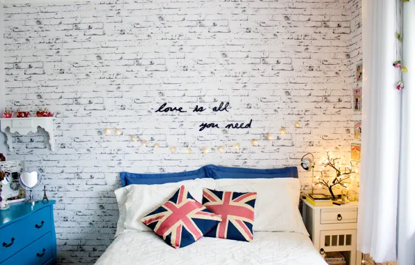 Picture text, wall, the inscription, bed, pillow