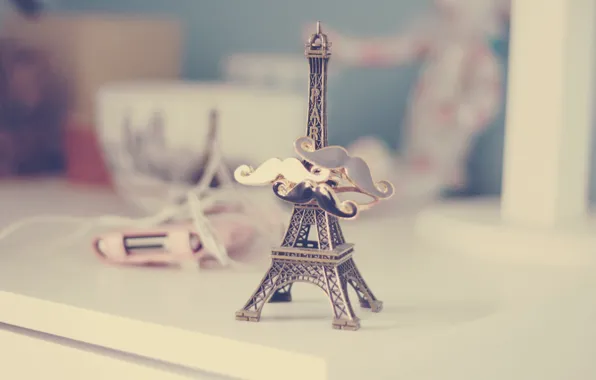 Picture mustache, Eiffel tower, figure
