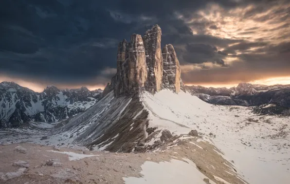 Picture the sky, snow, mountains, clouds, rock, stones