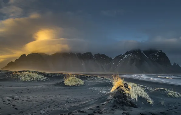 Picture sand, sea, the sky, clouds, landscape, mountains, fog, overcast, rocks, shore, tops, haze, Iceland