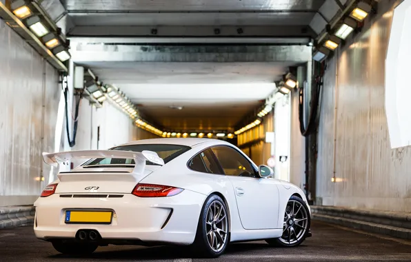 Picture white, 911, 997, Porsche, the tunnel, white, Porsche, gt3, tunnel, back