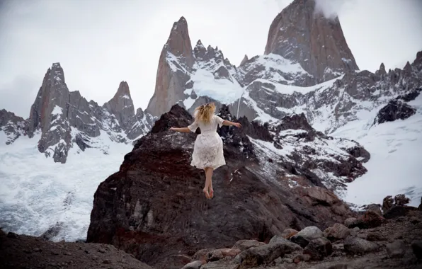 Picture girl, snow, mountains, dress, levitation, Lichon, learn to fly
