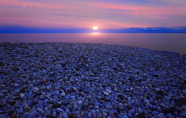 Picture the sun, clouds, sunset, pebbles, stones, shore, pond