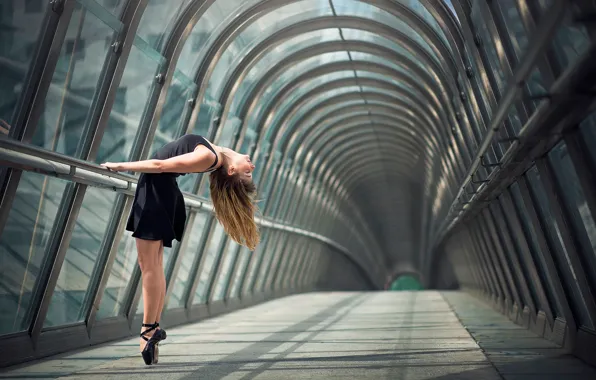Picture girl, dance, Pointe shoes, Marjorie