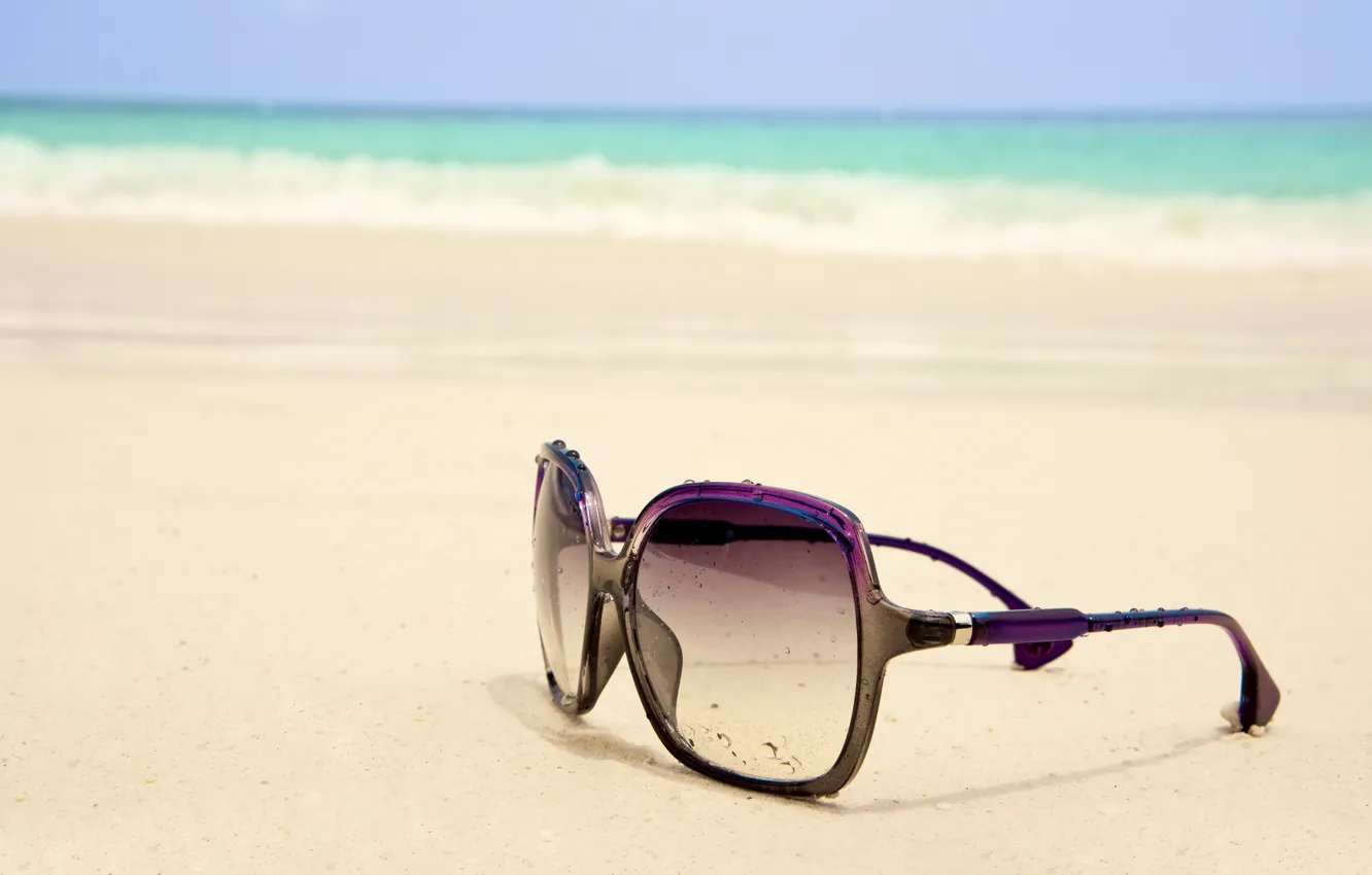 Photo wallpaper sand, sea, beach, summer, stay, glasses, summer, beach