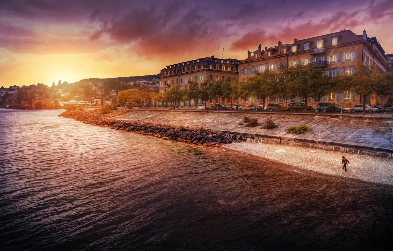 Photo wallpaper clouds, river, shore, home, treatment