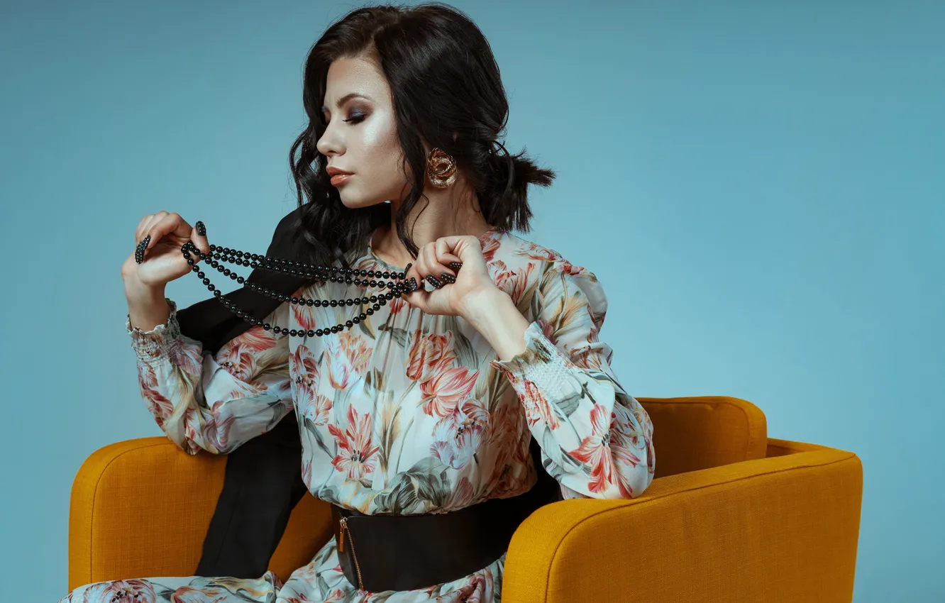 Photo wallpaper girl, chair, beads, sitting, Elena, manicure, Kirill Sokolov
