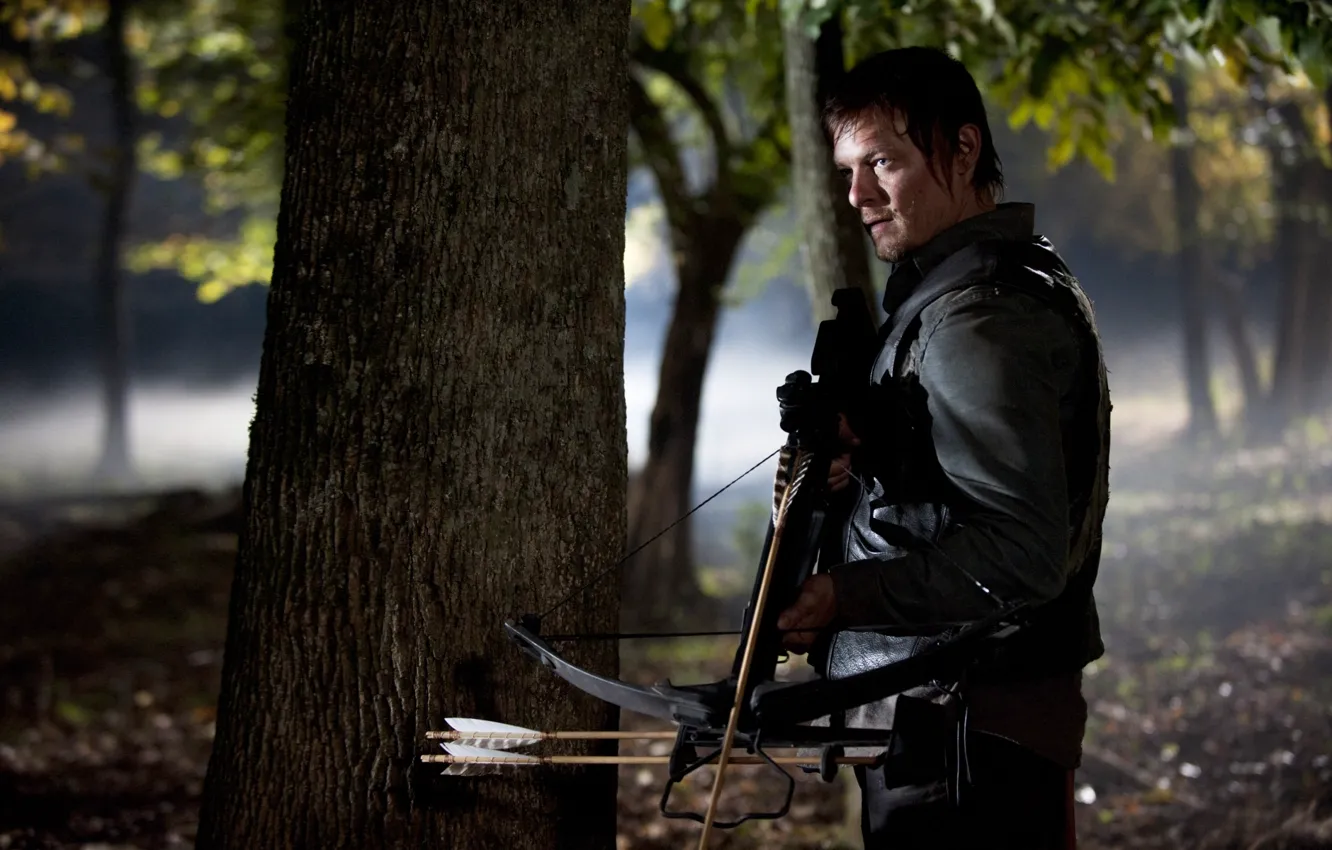 Photo wallpaper forest, zombies, zombie, the series, actor, crossbow, serial, The Walking Dead