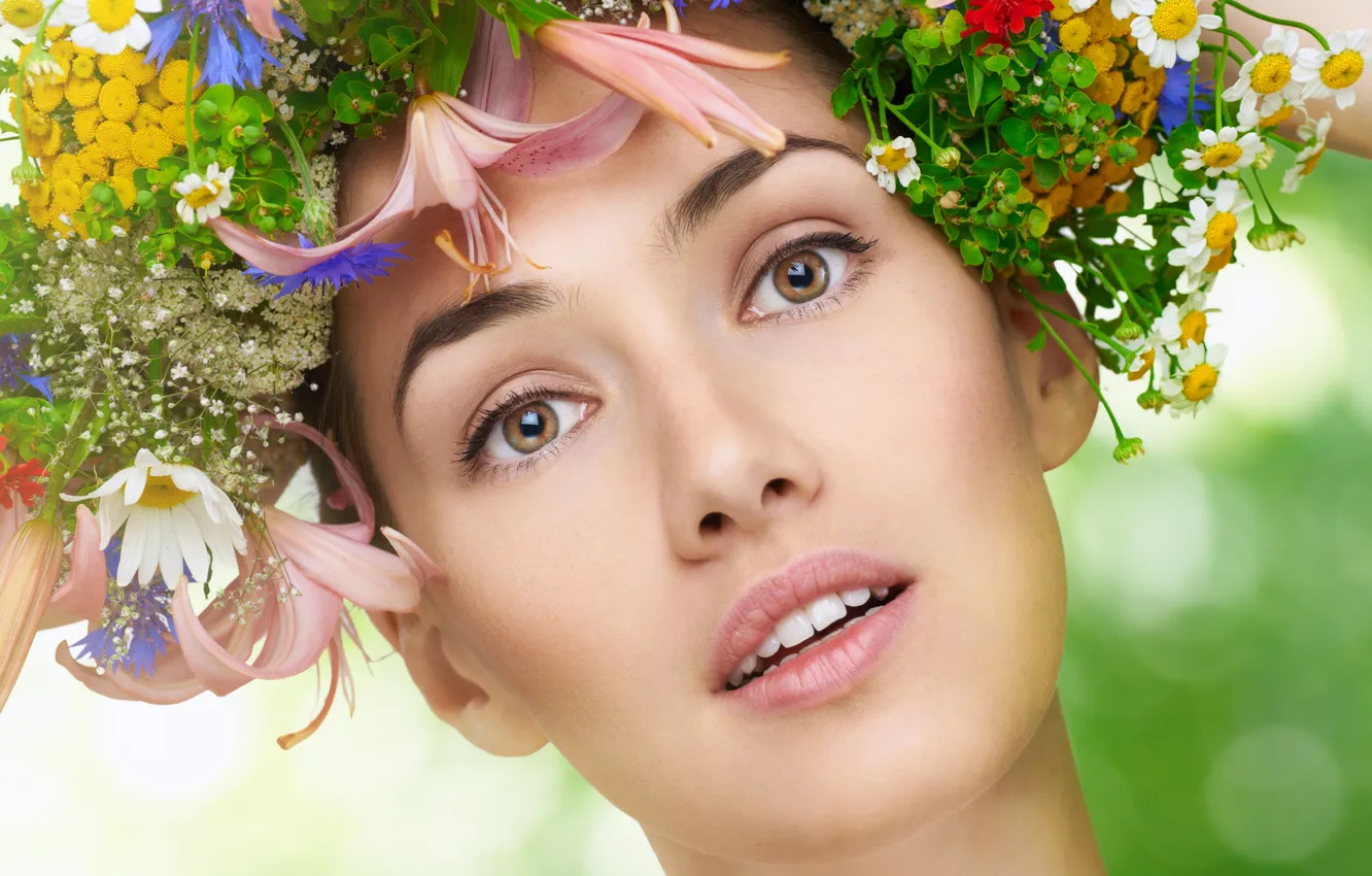 Photo wallpaper greens, look, leaves, girl, flowers, Lily, chamomile, wreath