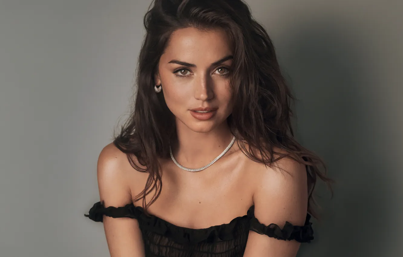 Photo wallpaper girl, lips, hair, look, actress, necklace, Ana de Armas, decolette