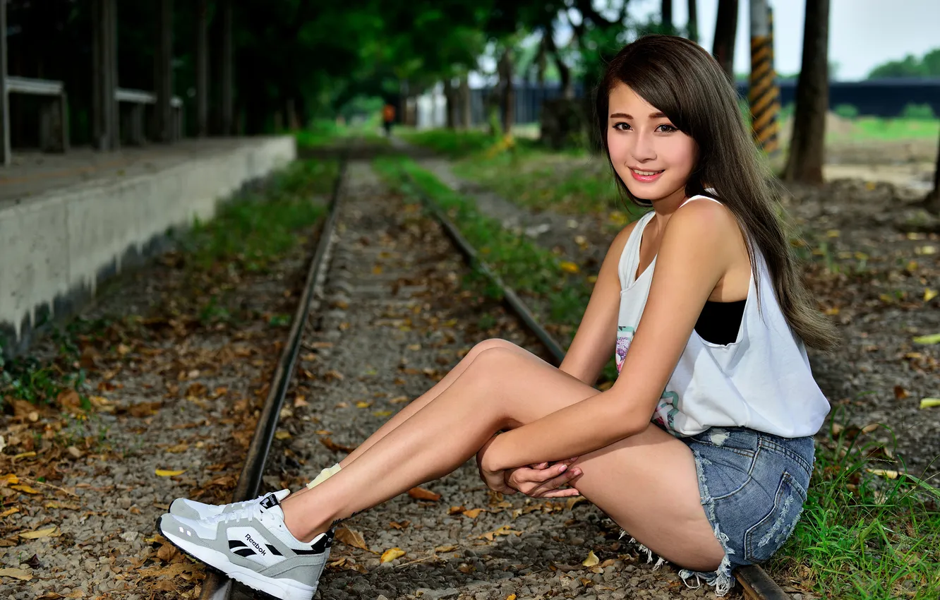 Photo wallpaper feet, shorts, rails, Mike, Asian, sitting