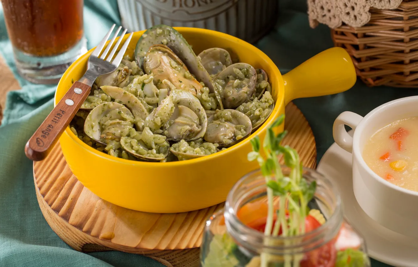 Photo wallpaper tomatoes, seafood, mussels