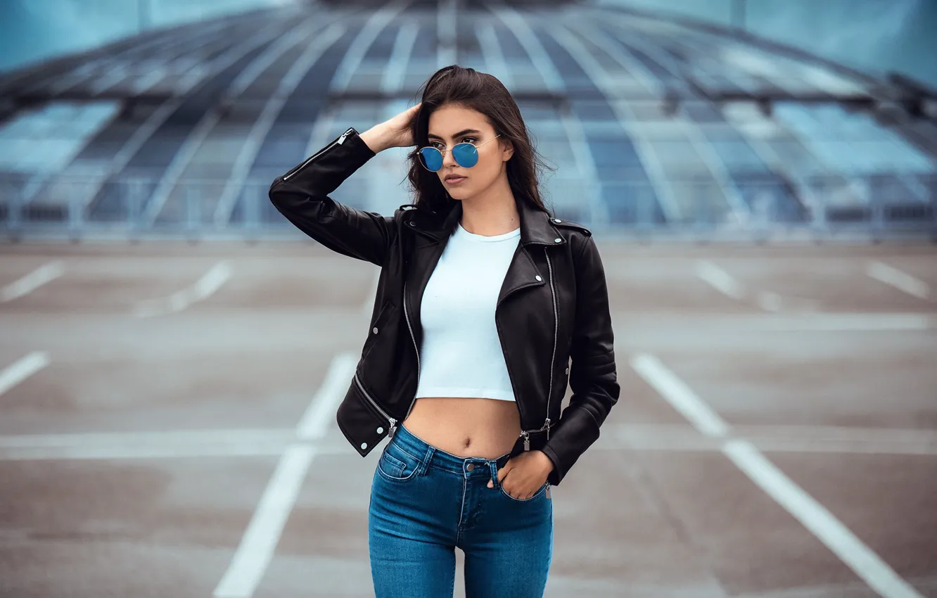 Photo wallpaper girl, pose, jeans, glasses, jacket, curls, Anatoly Oskin, Laura Theresa