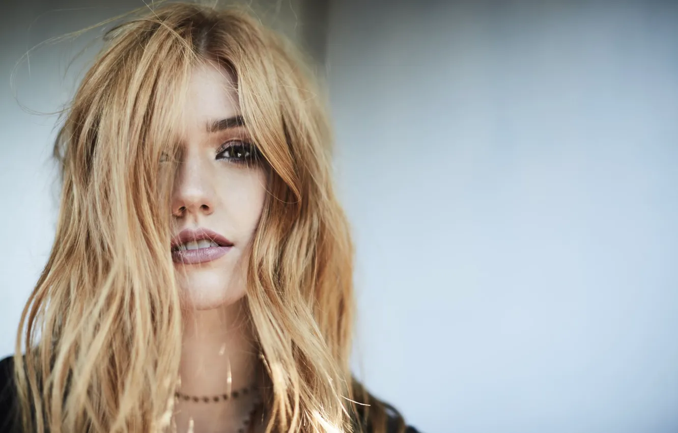 Photo wallpaper portrait, actress, Katherine McNamara