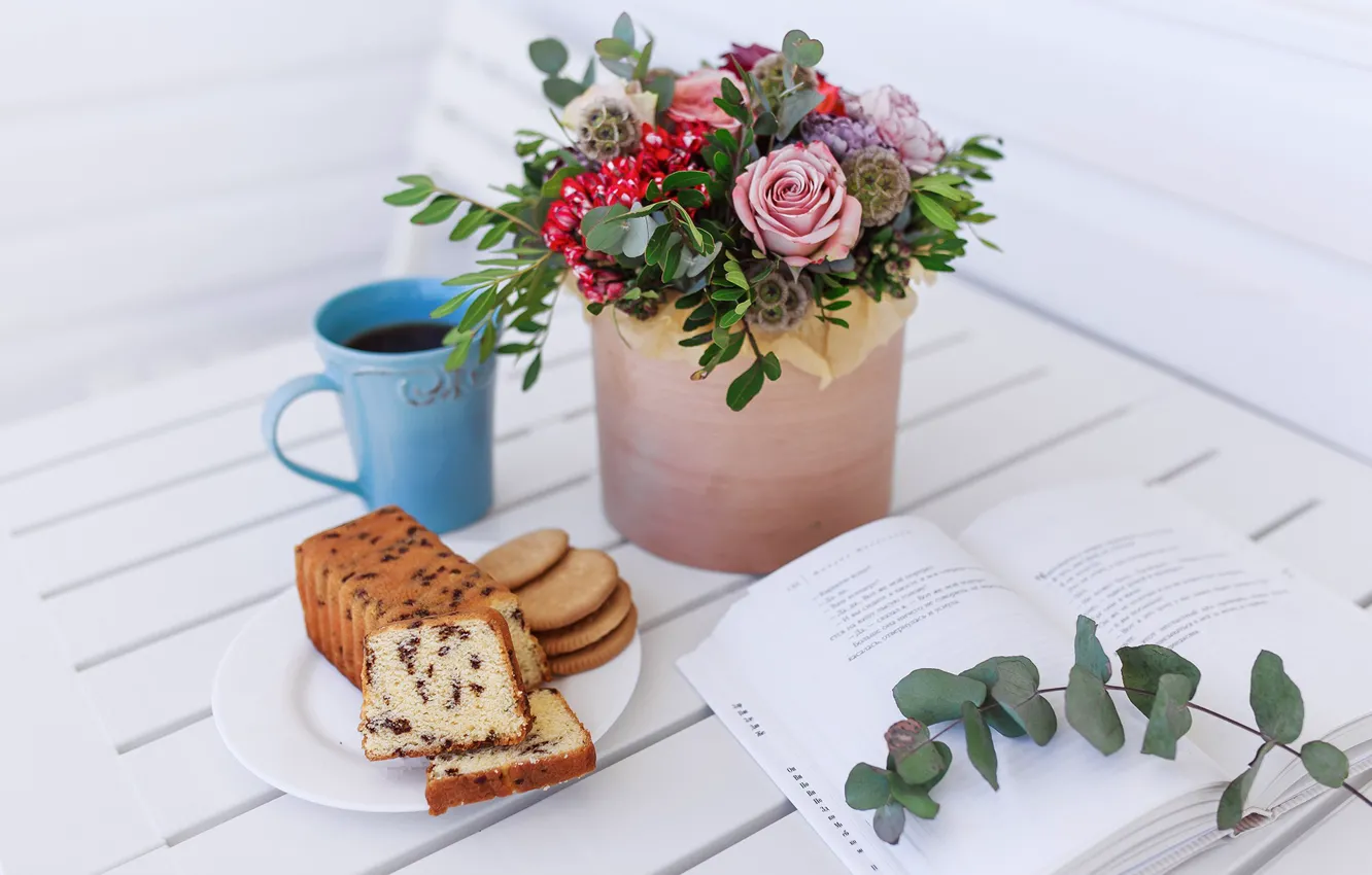 Photo wallpaper coffee, roses, bouquet, book, cupcakes