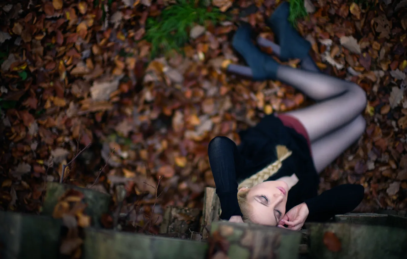 Photo wallpaper autumn, leaves, girl, braid, legs, Florian Weiler, vision goals