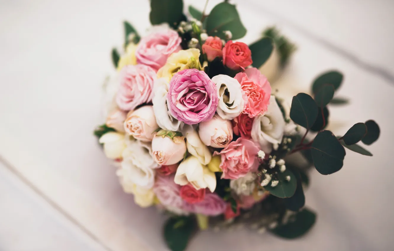 Photo wallpaper leaves, roses, gentle, lovely, roses, wedding, eustoma, bouquets