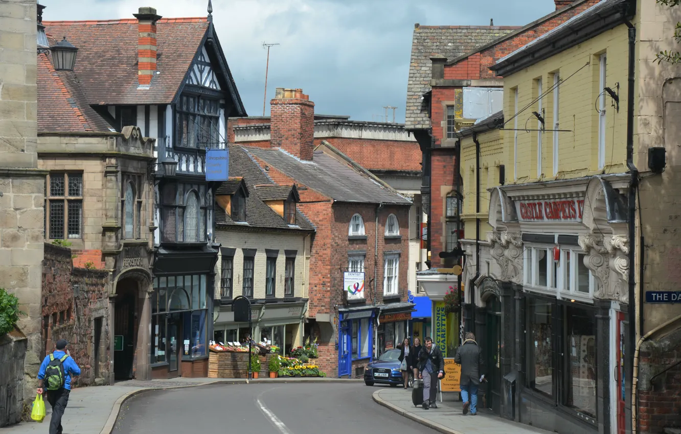 Photo wallpaper the city, street, building, home, street, England, Town, Shrewsbury