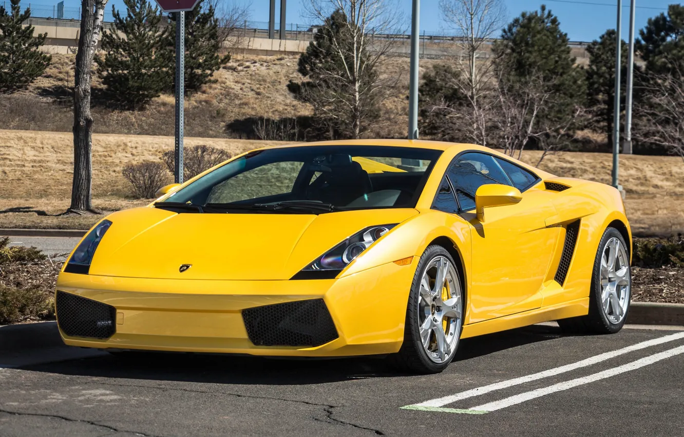 Photo wallpaper Lamborghini, Gallardo, yellow, parking