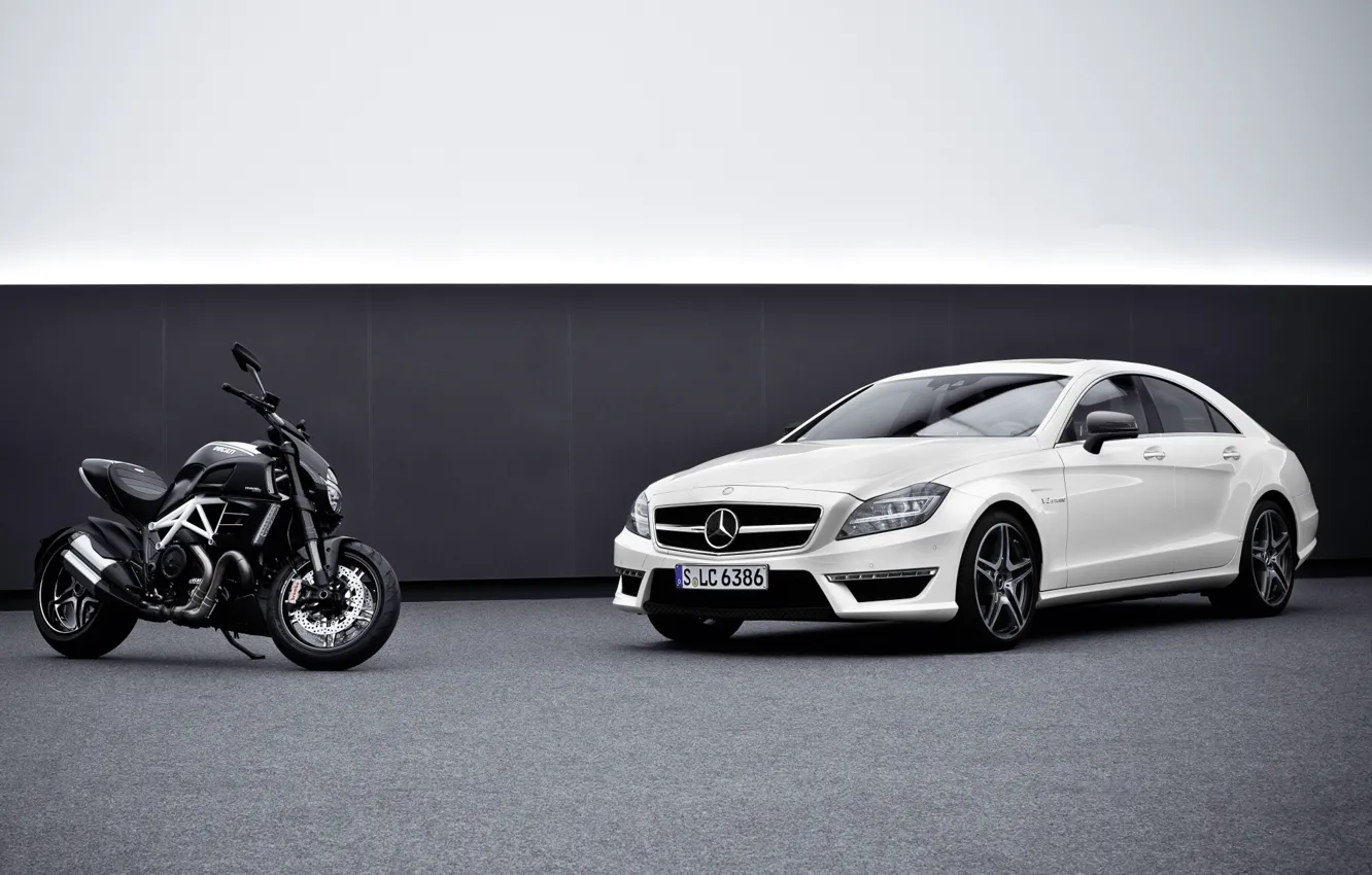 Photo wallpaper machine, background, Mercedes-Benz, motorcycle, Mercedes, AMG, the front, ducati