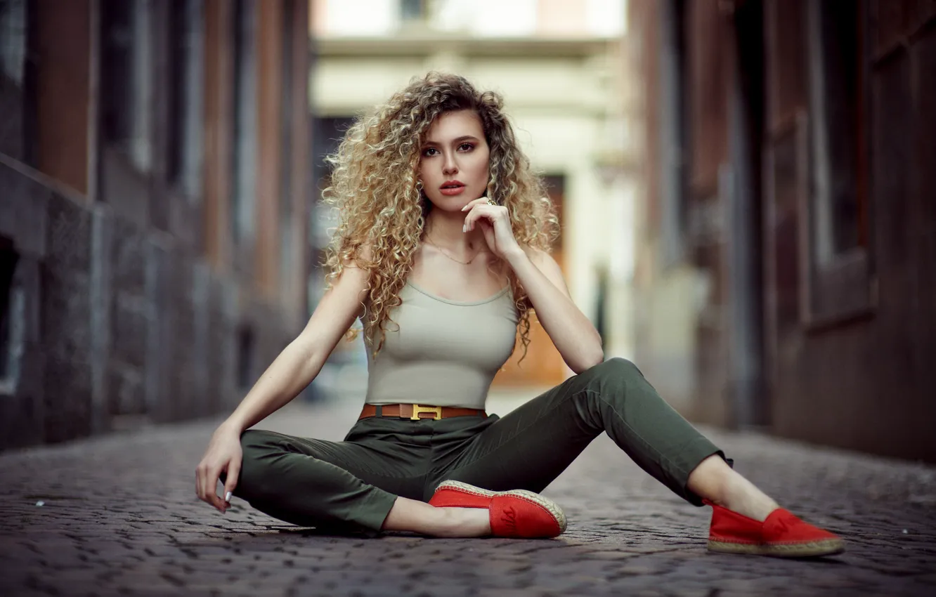 Photo wallpaper girl, pose, street