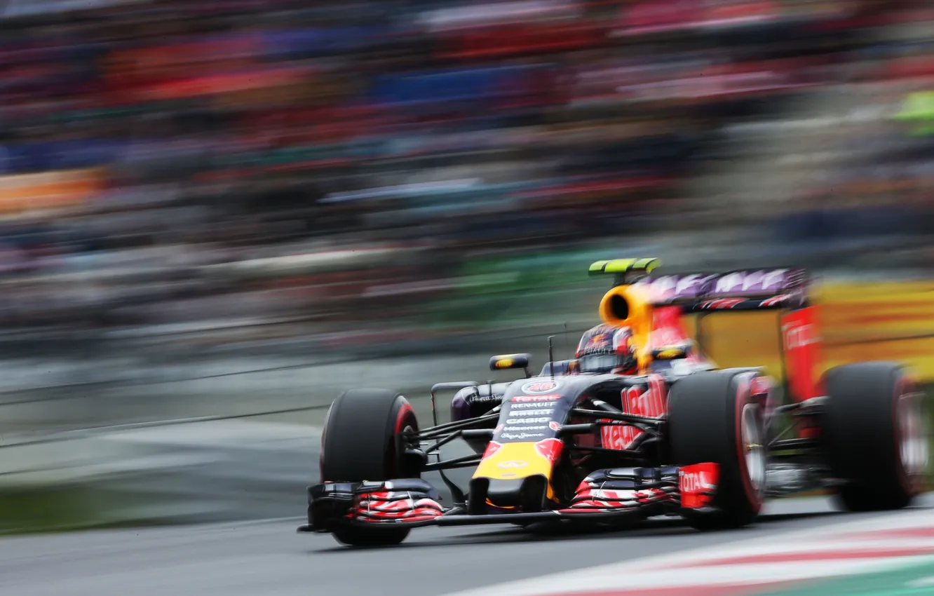 Photo wallpaper blur, Formula 1, Red Bull Racing, Daniil, Kvyat, Kvyat, Daniel, RB11
