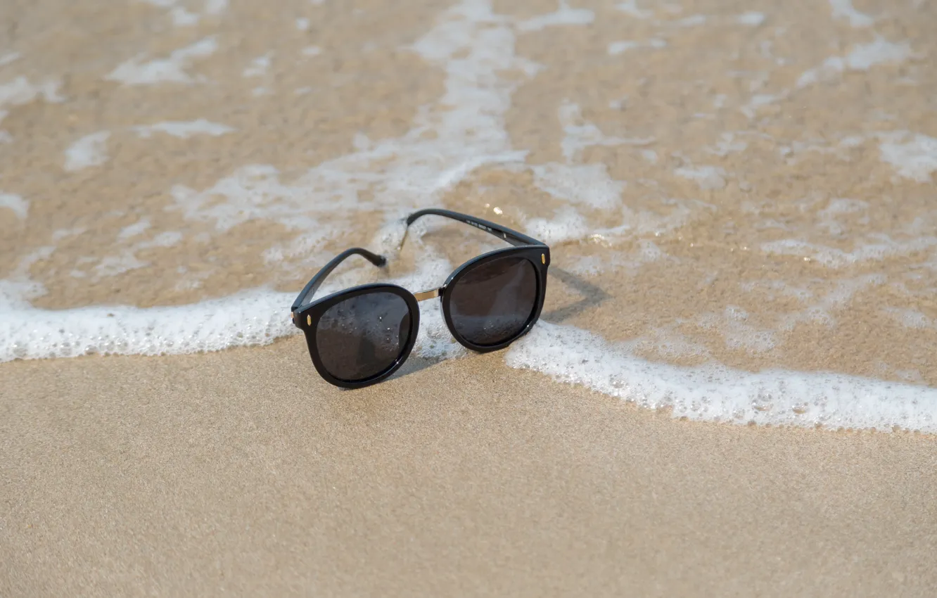 Photo wallpaper sand, sea, beach, summer, stay, glasses, summer, beach