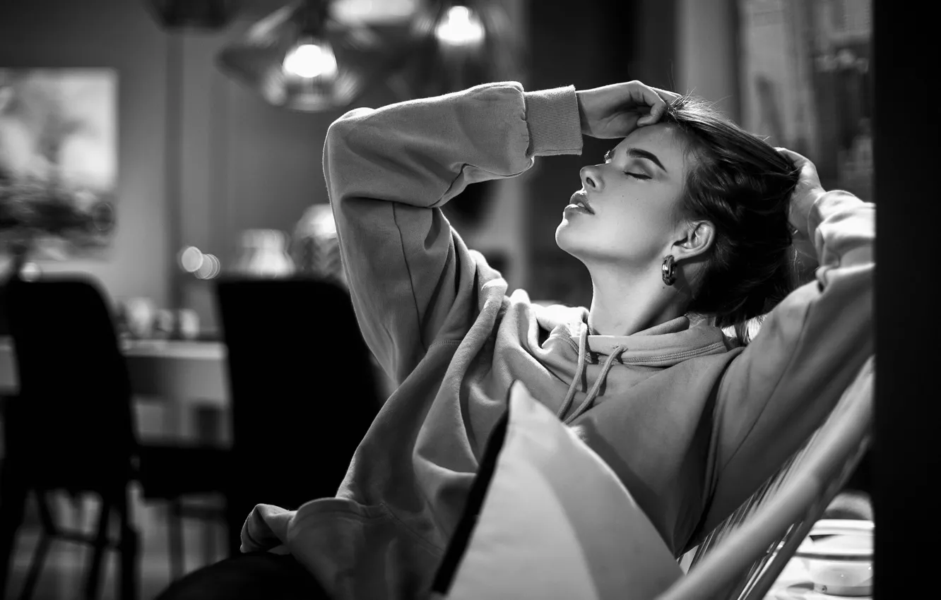 Photo wallpaper girl, pose, hair, earrings, sitting, Sergey Sorokin, Luba Ivanova