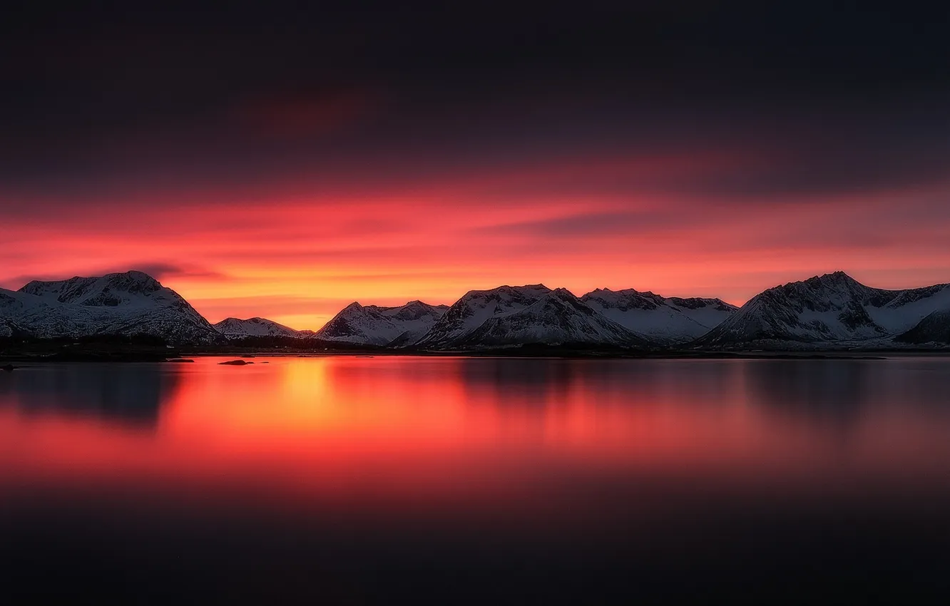 Photo wallpaper mountains, lake, beauty, the evening, space, the crimson sunset