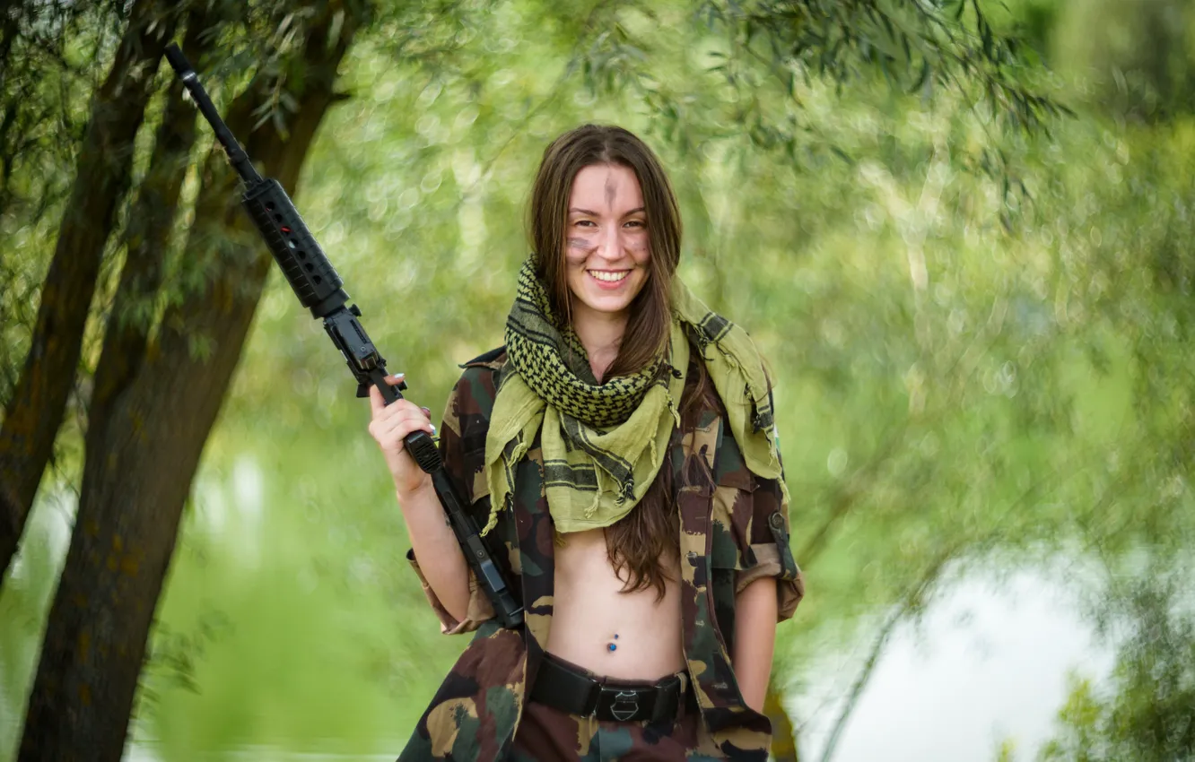 Photo wallpaper weapons, girl, background