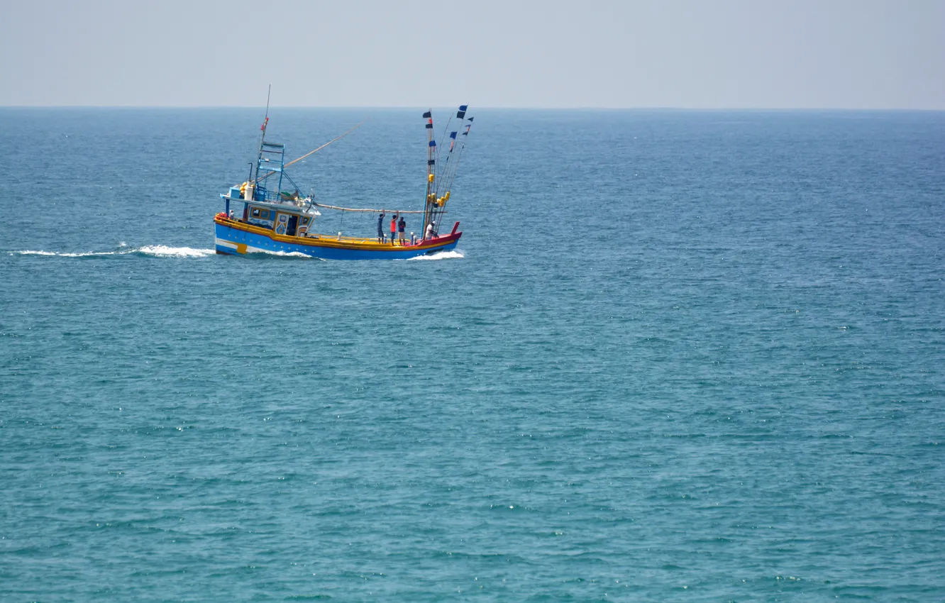 Photo wallpaper Sri Lanka, sea, Fishing boat, boat at sea