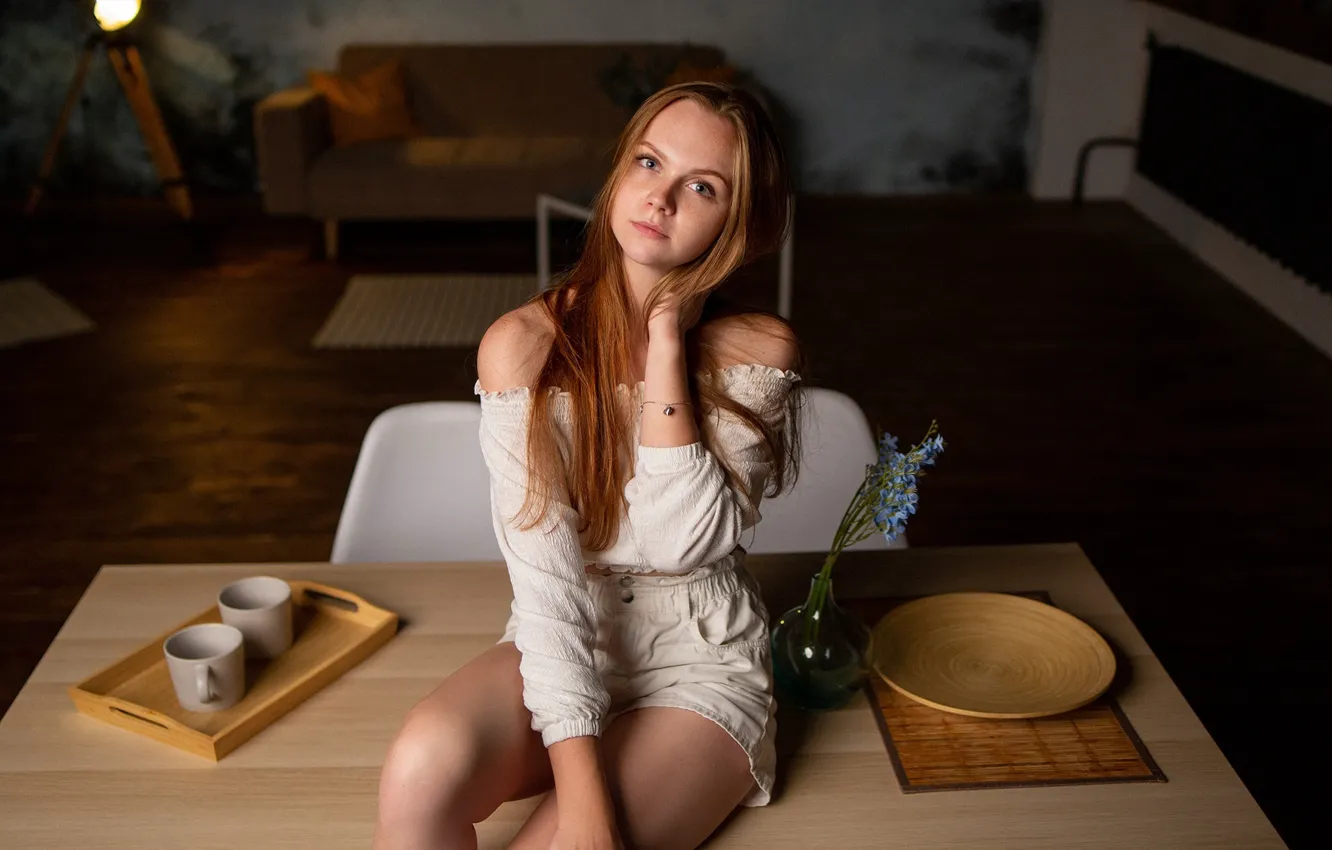 Photo wallpaper shorts, model, chair, women, brunette, table, sitting, couch