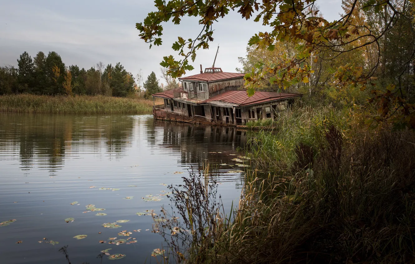 Photo wallpaper nature, lake, barge