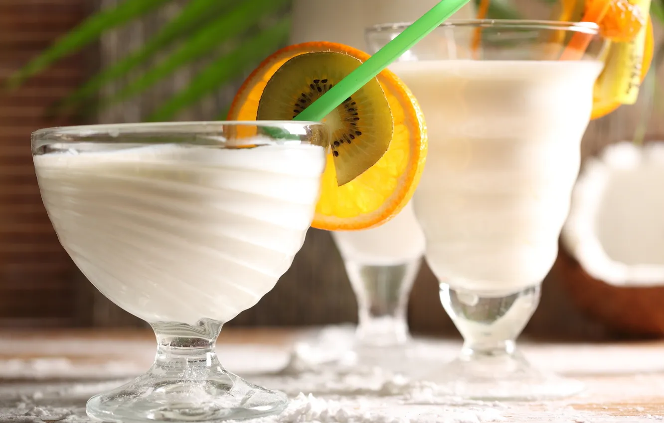 Photo wallpaper orange, kiwi, cocktail, tube, milk