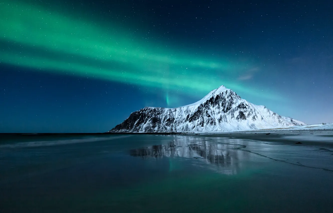 Photo wallpaper stars, mountains, lights