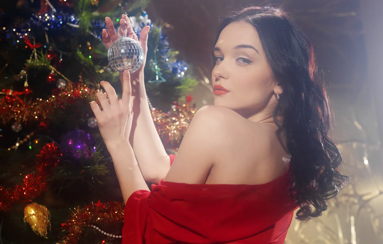 Photo wallpaper look, girl, toy, new year, spruce, brunette, Christmas, Jenya D