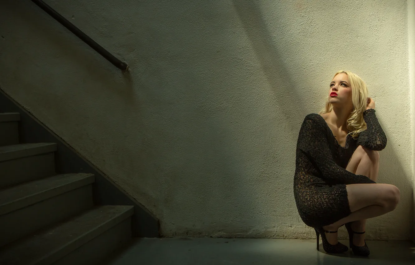 Photo wallpaper girl, home, ladder