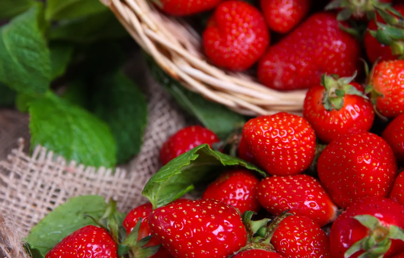 Photo wallpaper berries, basket, strawberry, strawberry, fresh berries