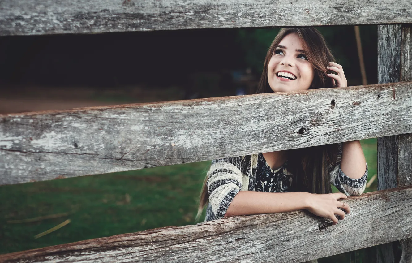 Photo wallpaper girl, smile, the fence, fence