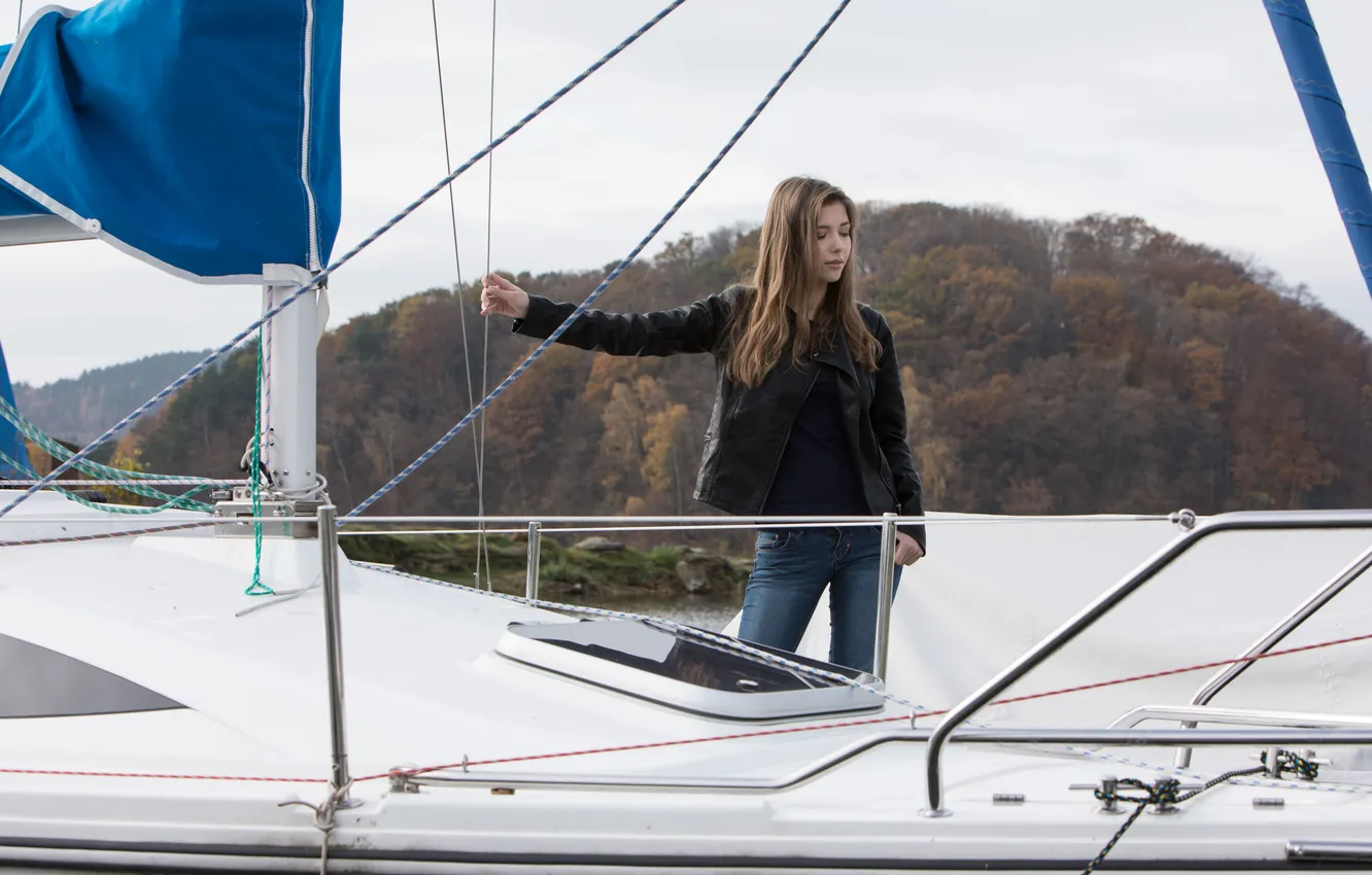 Photo wallpaper the sun, landscape, river, model, portrait, jeans, yacht, makeup