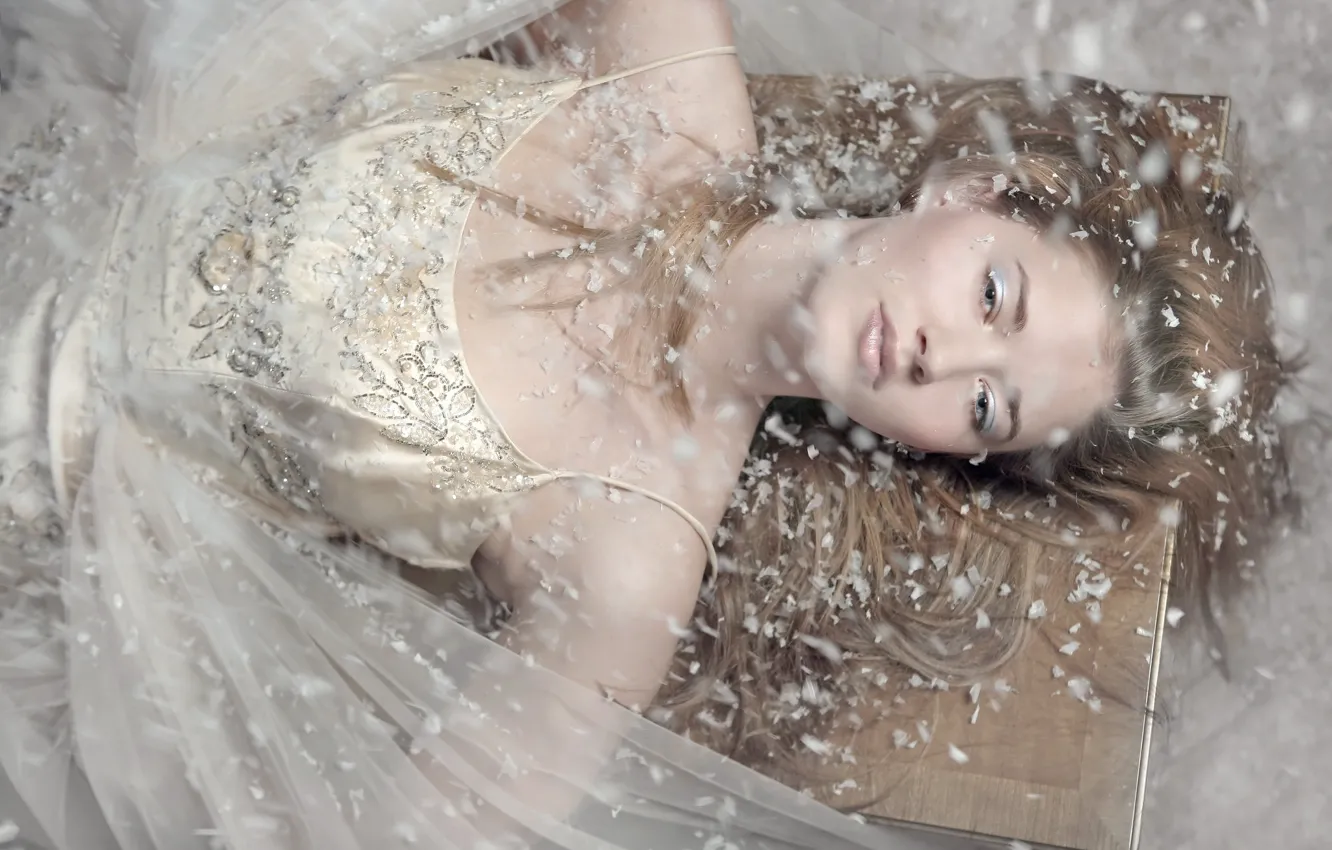 Photo wallpaper look, girl, snow, face, pose, style, holiday, Shine