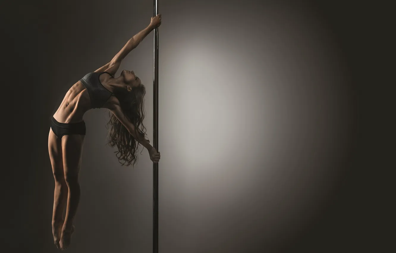 Pole sports. Танцы на шесте Ольга Трифонова 2019. Соня Солдатова пилон. Аллегра полдэнс. Ольга Трифонова пилон.