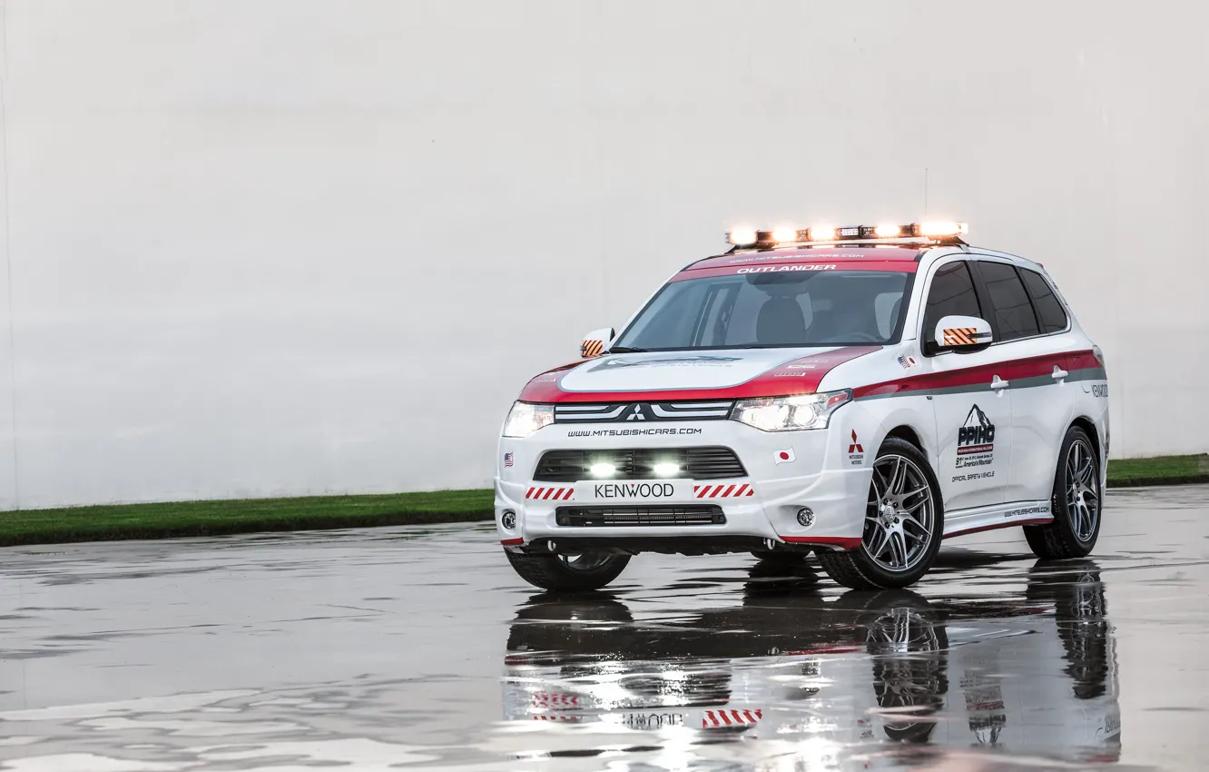 Photo wallpaper Mitsubishi, Mitsubishi, crossover, Safety Car, Outlander, Outlander