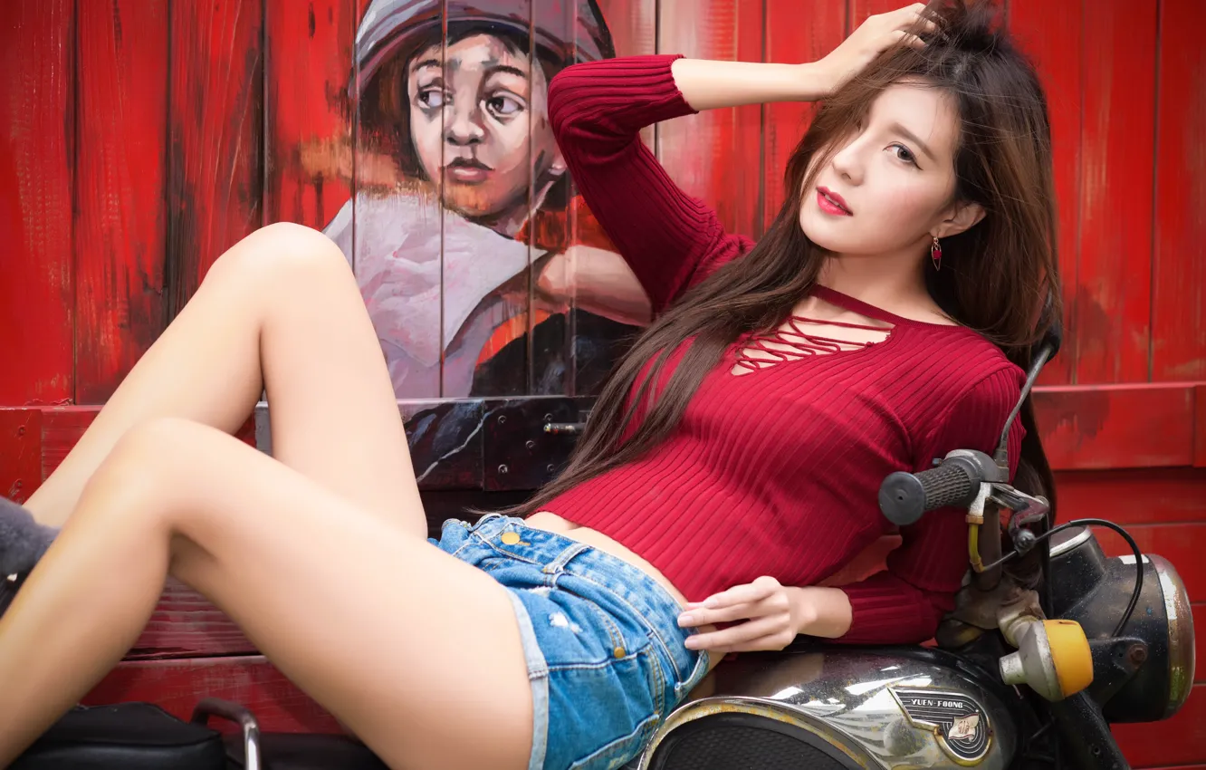 Photo wallpaper pose, graffiti, model, shorts, motorcycle, Asian