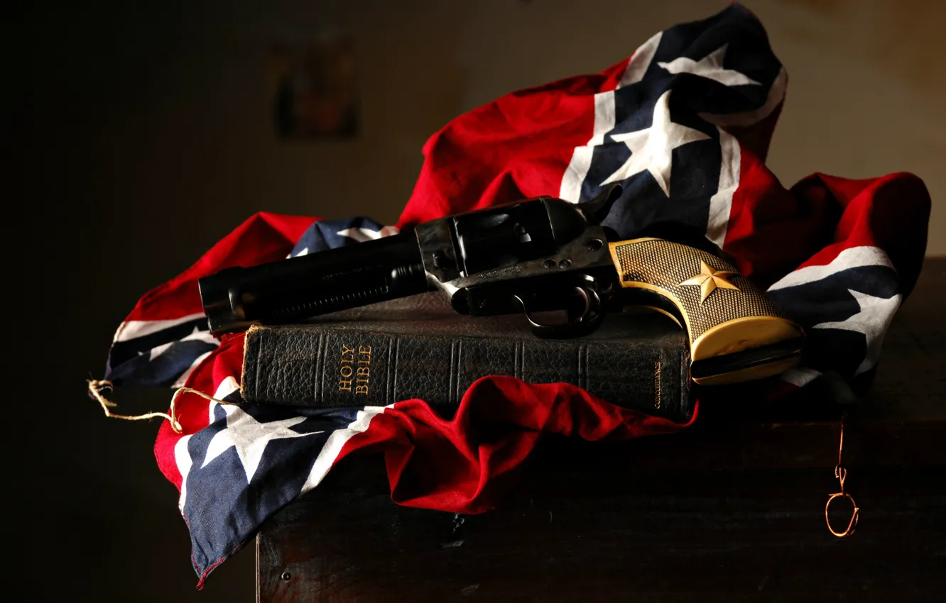 Photo wallpaper revolver, Bible, Confederate Flag