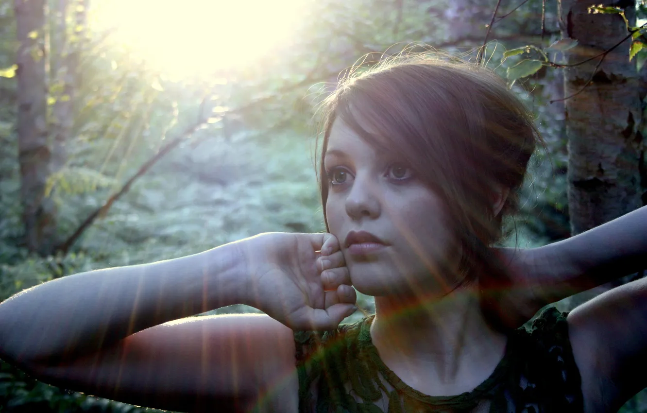 Photo wallpaper look, portrait, the sun's rays, Imogen