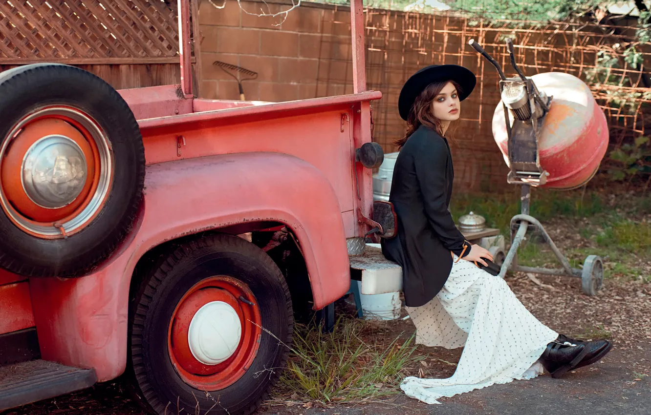 Photo wallpaper machine, mixer, grey, photoshoot, Odeya Rush