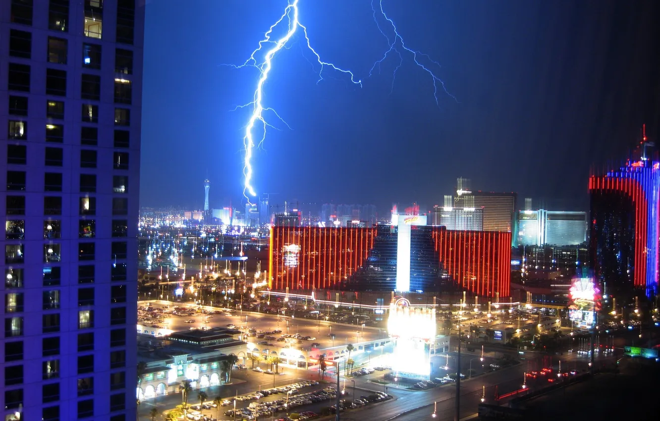 Photo wallpaper the storm, the city, lightning