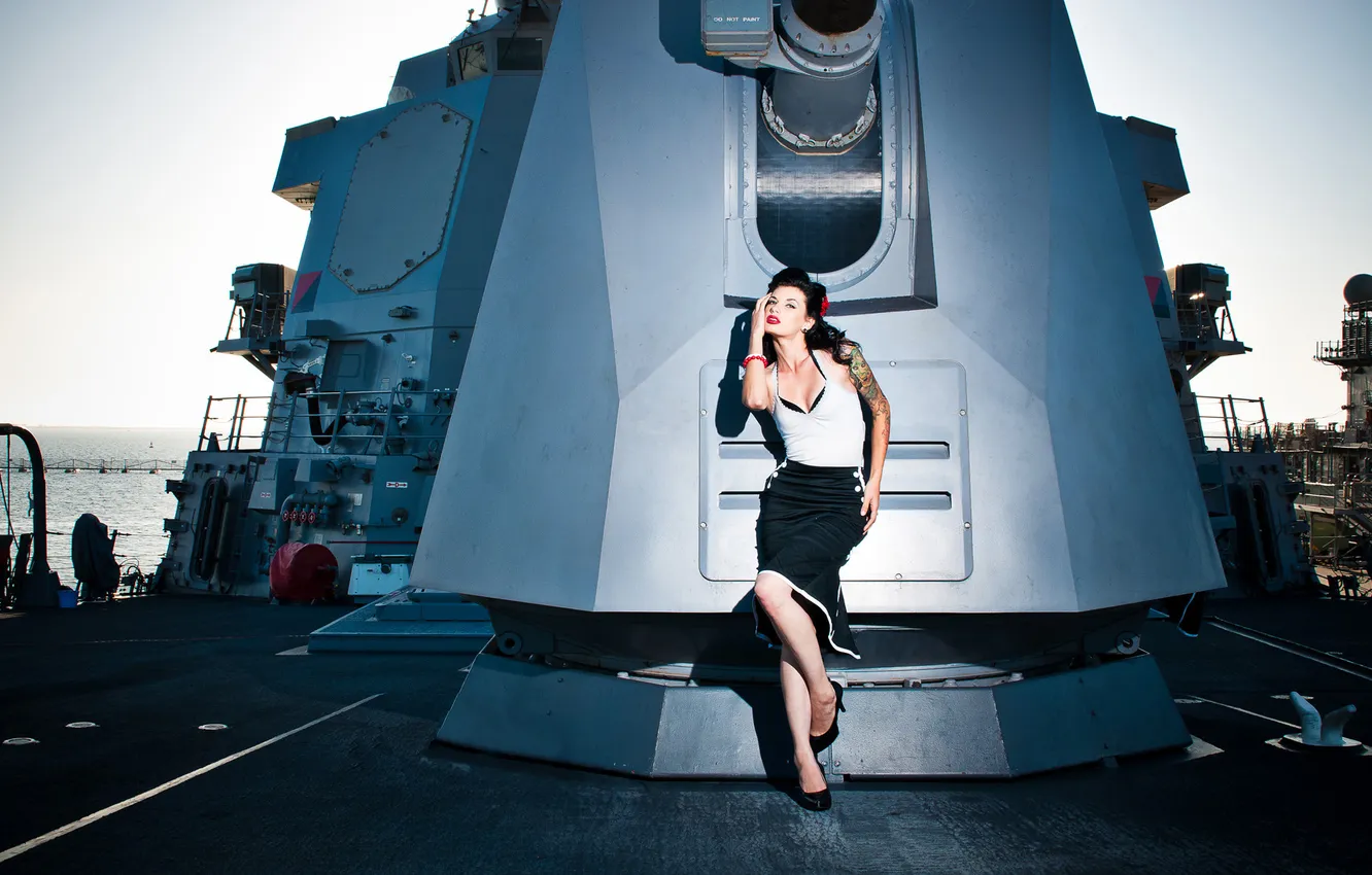 Photo wallpaper deck, gun, Pinup Model Shot On A Us Navy Destroyer